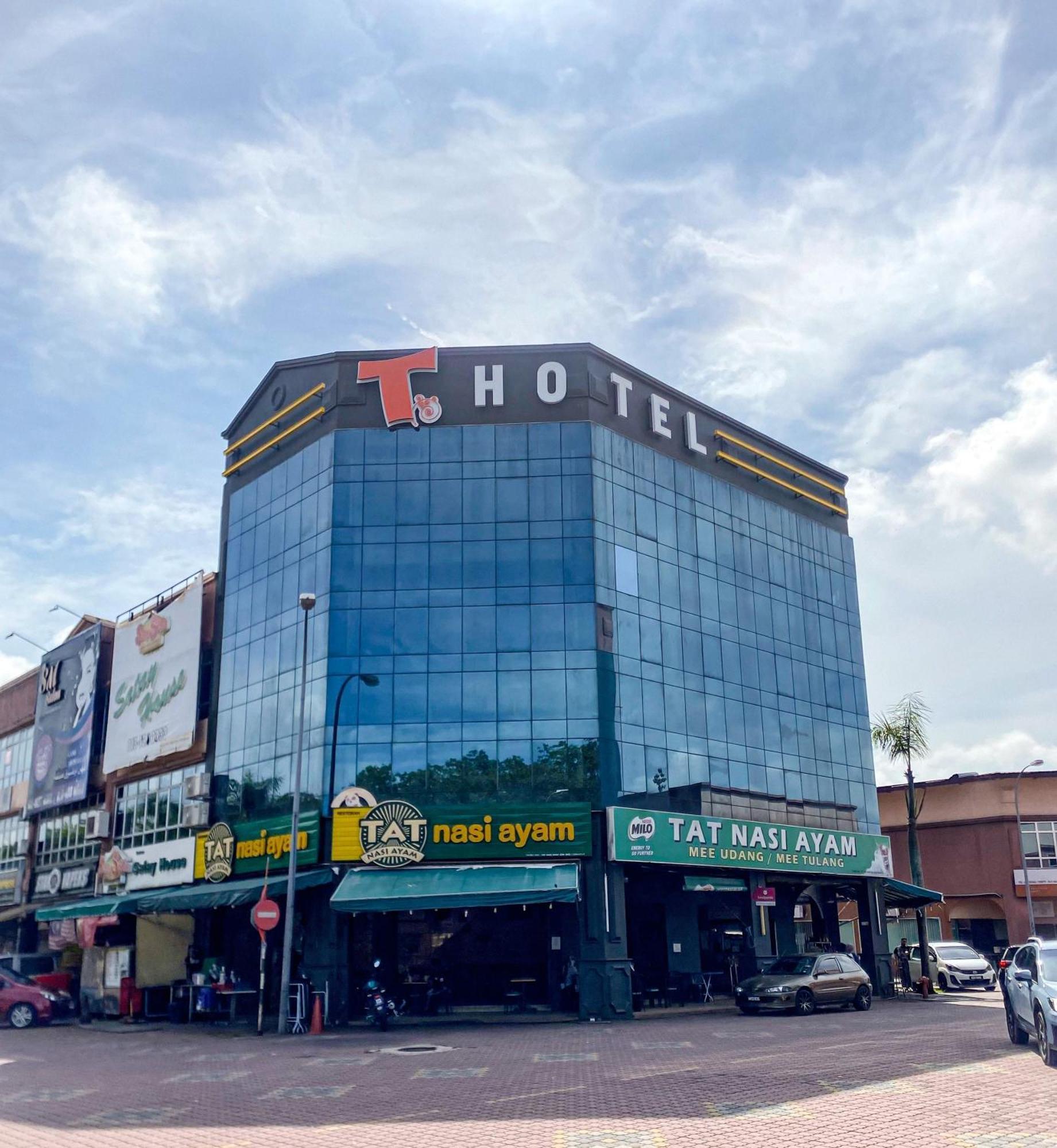 T Hotel Jalan Sultanah 阿罗士打 外观 照片